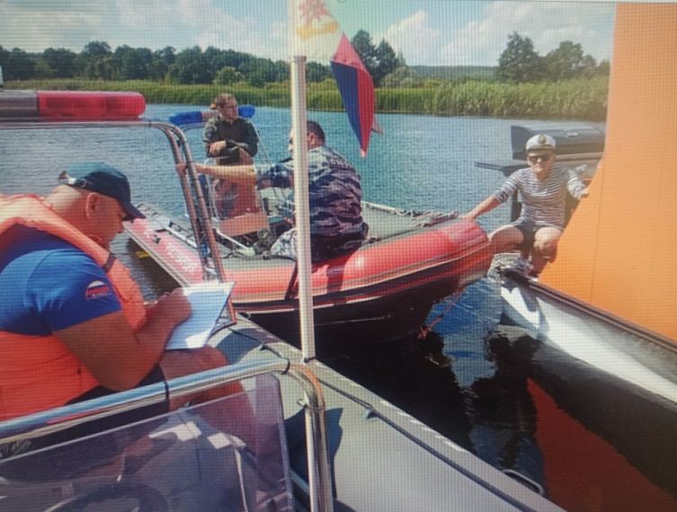 Правила поведения на водоемах. Правила поведения на водоемах.